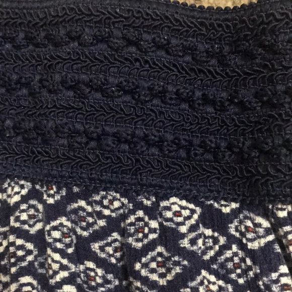 Shorts - Picture 4 of 4